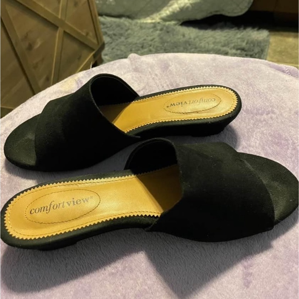 Comfortview Women's Black Mules